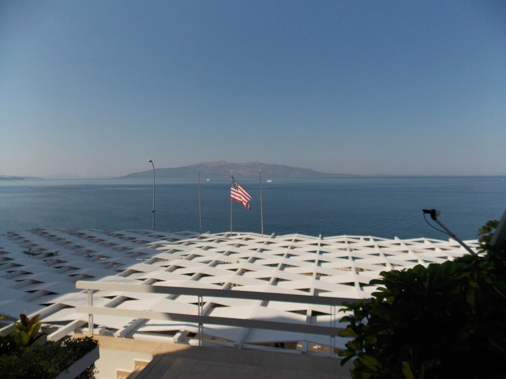 Hotel Erdano Sarandë Exterior foto